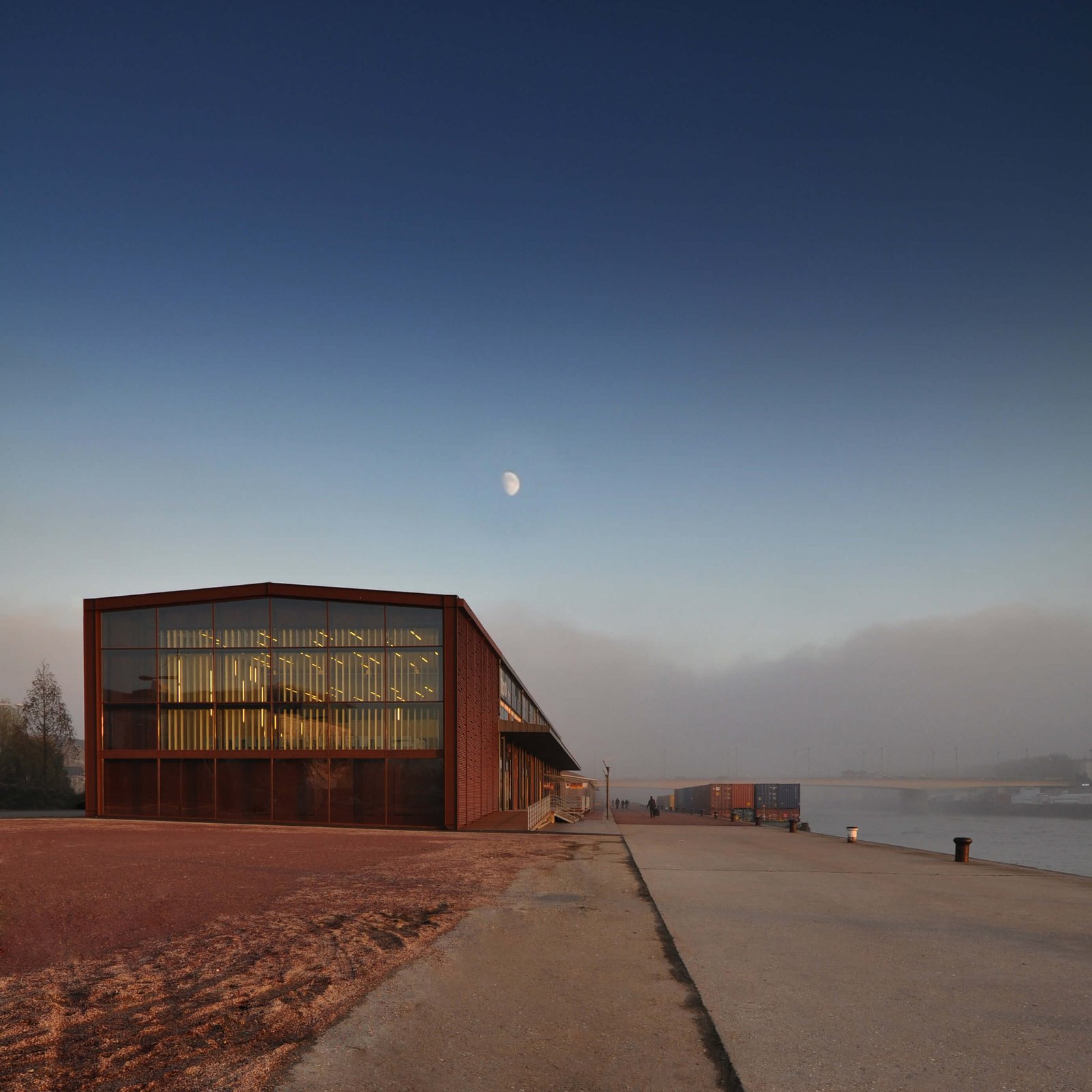 Vue extérieure du bâtiment